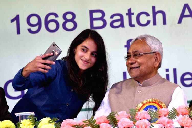 Nitish Kumar: SIR ने बढ़ा दी जदयू की टेंशन, वोटर लिस्ट में कटे महिलाओं के अधिक नाम