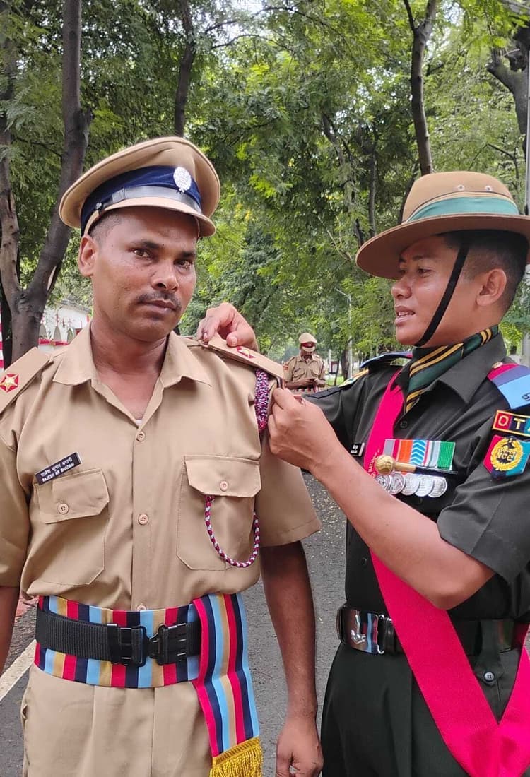 प्लस टू उच्च विद्यालय को मिला अपना एसोसिएट एनसीसी ऑफिसर