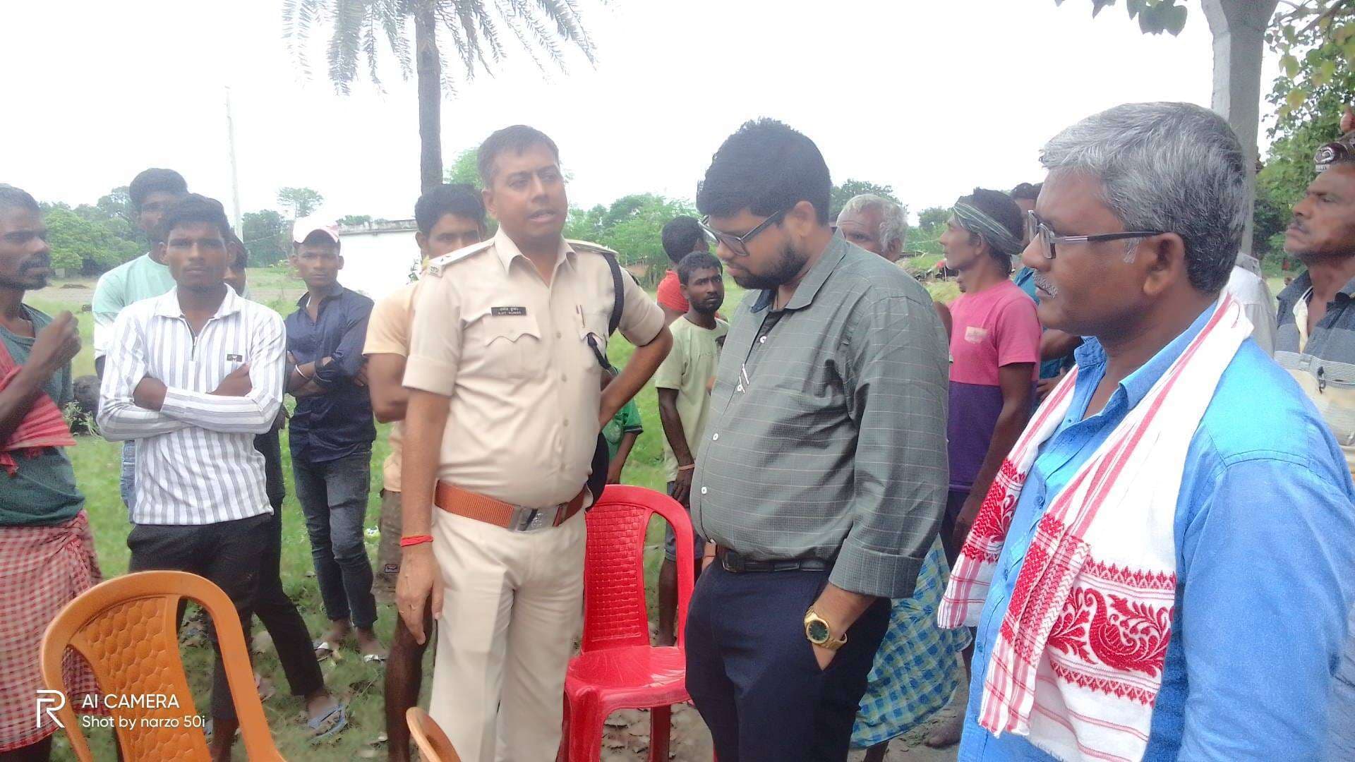 Samastipur News:जमीन उपलब्ध कराने पर अड़े पर्चाधारी