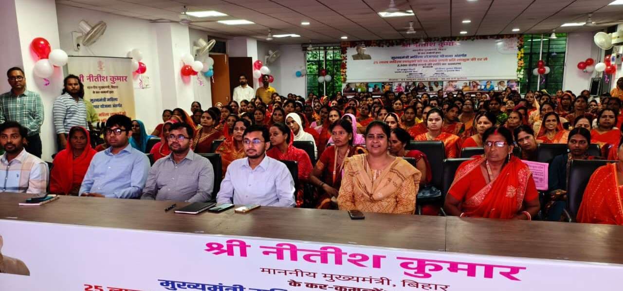 99,607 महिलाओं के खाते में ₹99.60 करोड़ ट्रांसफर, कहा, टर्निंग प्वाइंट