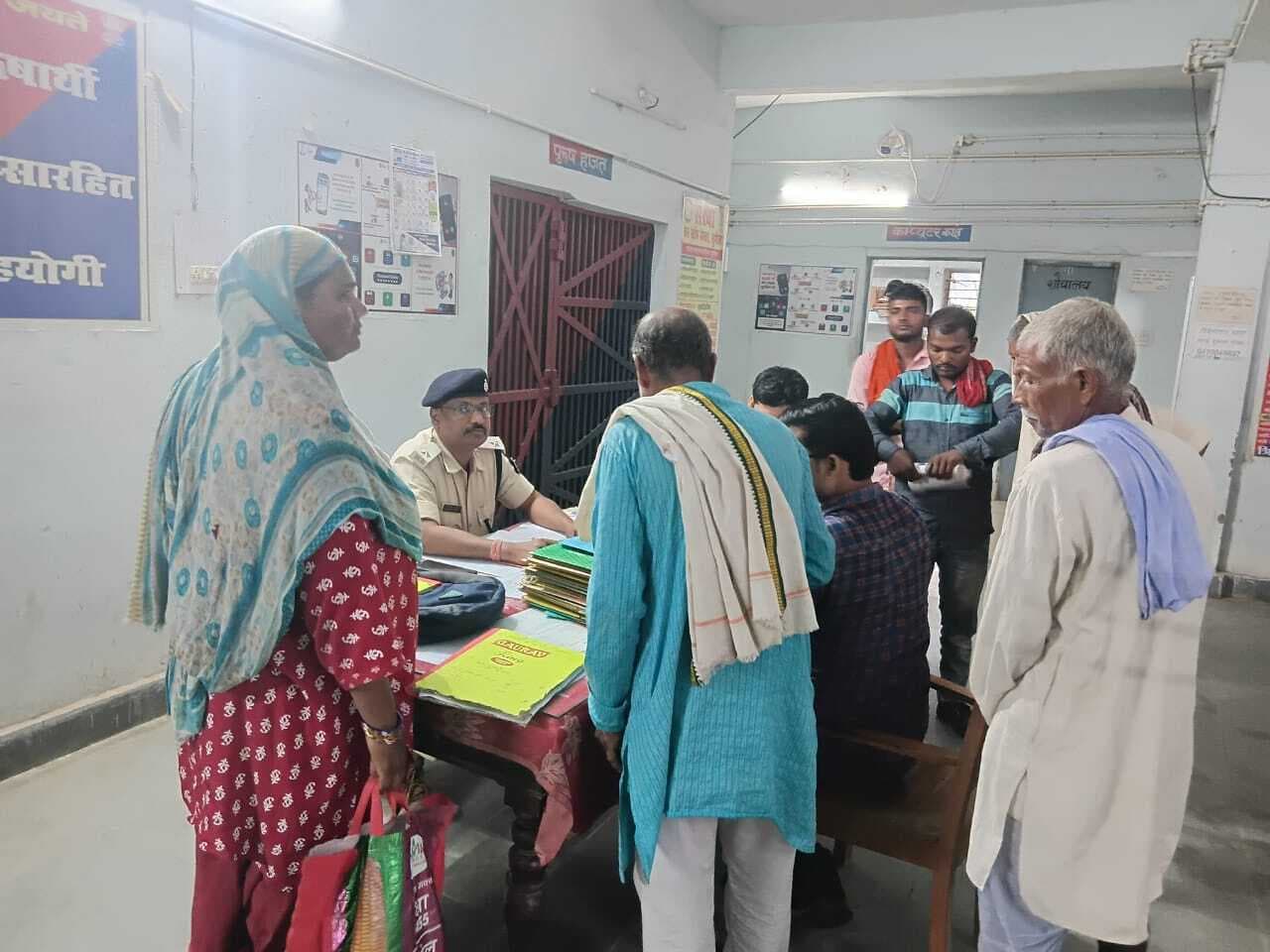 जनता दरबार में भूमि विवाद के तीन मामलों का हुआ निष्पादन