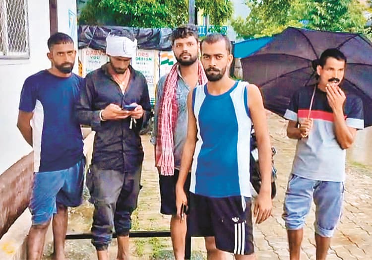 Bojpur News : कारीसाथ में रिटायर हवलदार की सोयी अवस्था में गोली मारकर हत्या