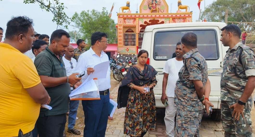 Giridih News :भंडारीडीह हटिया मैदान की जांच, लगा सरकारी बोर्ड