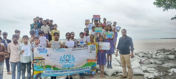 Samastipur News:डॉल्फिनों की मुस्कान ही नदियों के स्वास्थ्य की पहचान : कुणाल
