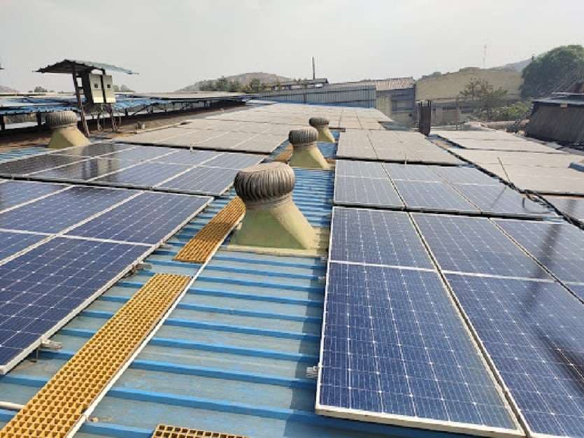 Patna News : जीएसटी की दरें कम होने से रूफटॉप सोलर पैनल सस्ता