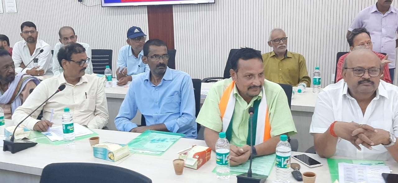 राजनीतिक दलों को पढ़ाया गया आदर्श आचार संहिता का पाठ