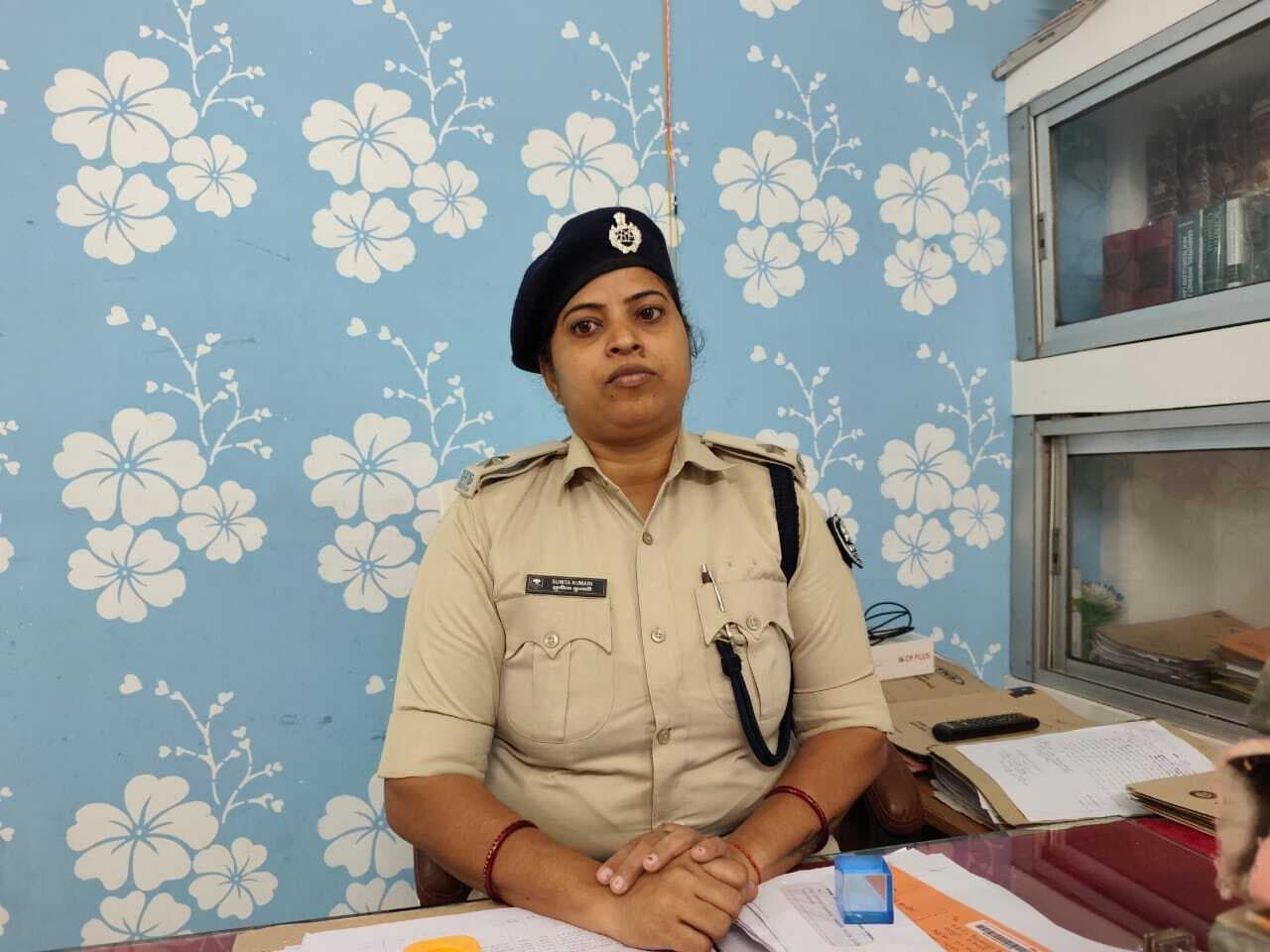 परैया थाने को मिली पहली महिला थानाध्यक्ष, सुनीता ने संभाला पद