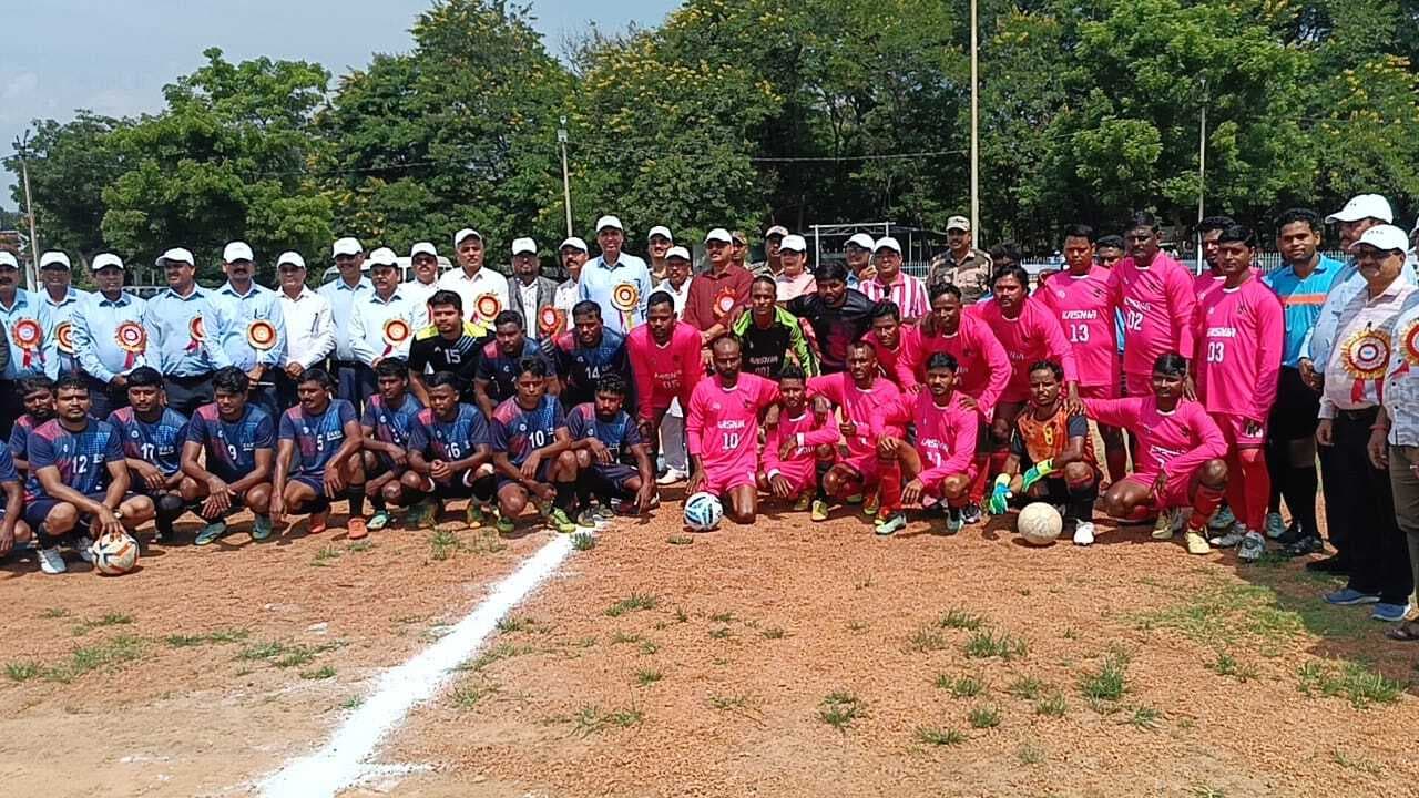 खेल टीम भावना व आपसी सामंजस्य की सीख देता है : जीएम