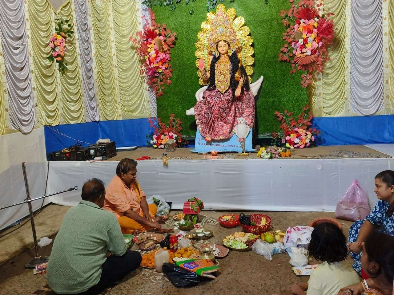 महेशपुर में धूमधाम से हुई मां लक्खी की पूजा