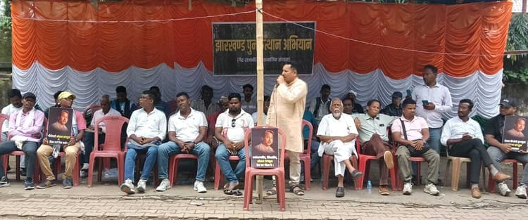 Chaibasa News : झारखंड आंदोलनकारियों के परिजन को नौकरी में प्राथमिकता मिले : बहादुर