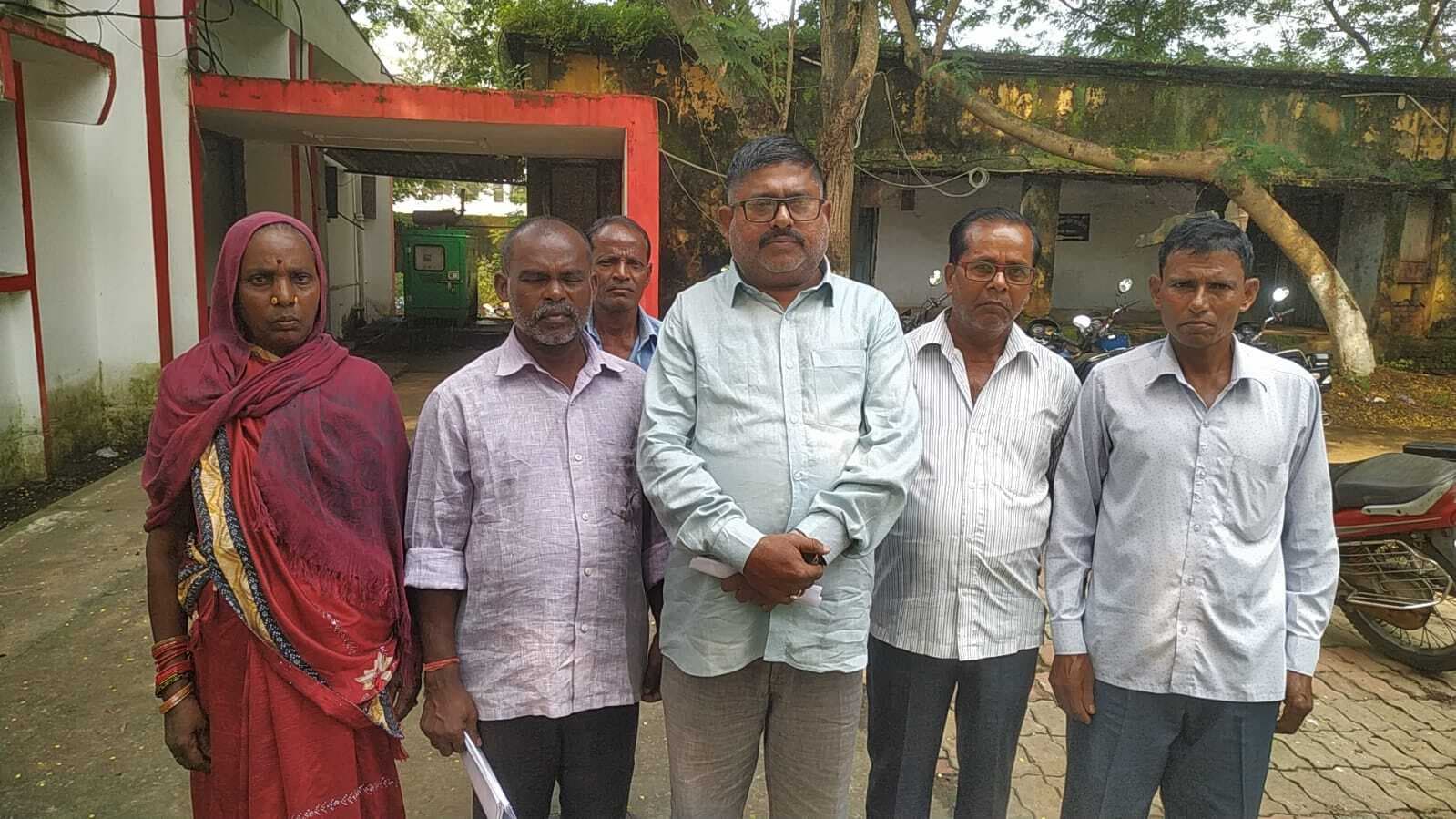 Bokaro News : एसडीओ के साथ नहीं हो सकी अवार्डी मजदूरों की वार्ता