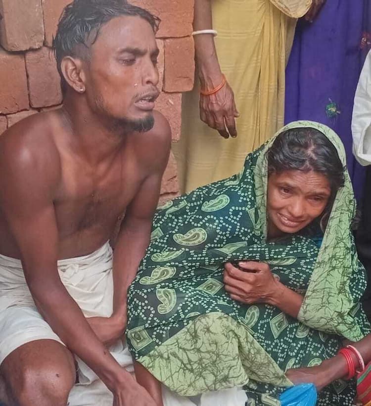 सड़क दुर्घटना में जख्मी राजमिस्त्री की इलाज के दौरान मौत