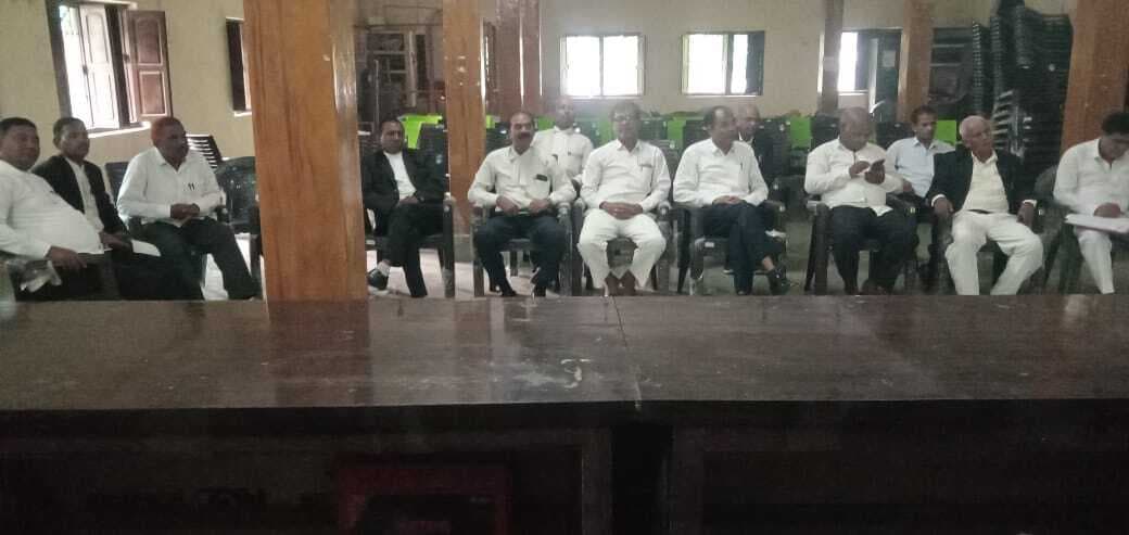 आज काला बिल्ला बांध कार्य करेंगे अधिवक्ता