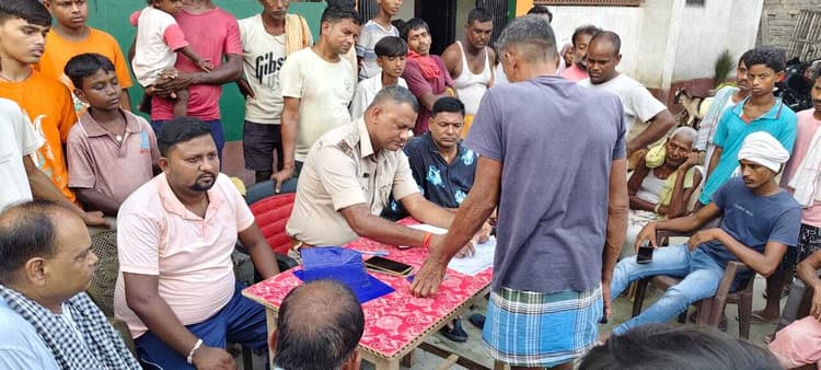 hajipur news. करेंट प्रवाहित तार की चपेट में आने से वृद्ध की मौत