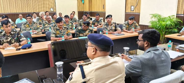 निष्पक्ष व भयमुक्त माहौल में होगा चुनाव : डीएम