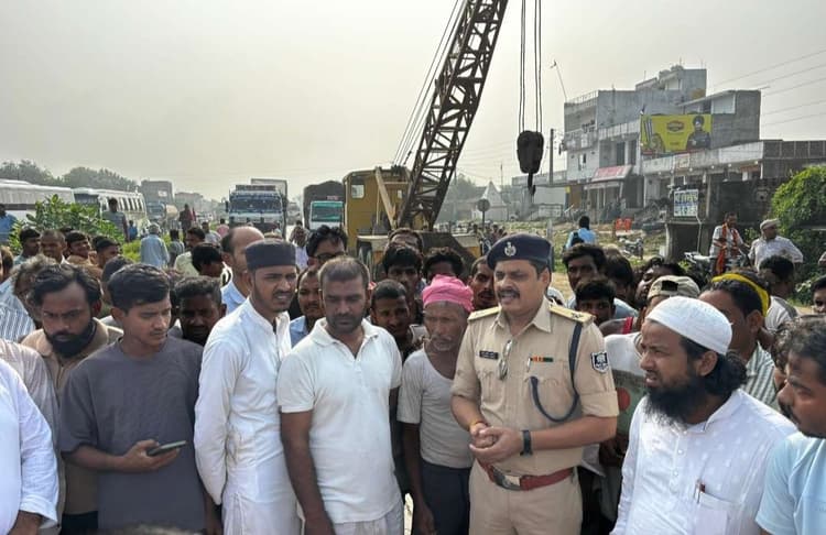 ट्रक से कुचल साइकिल सवार युवक की मौत