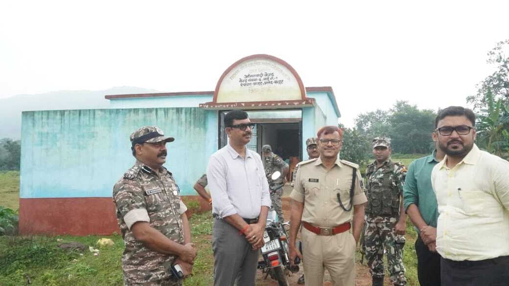 भयमुक्त हो करें मतदान, लाेकतंत्र के प्रति भागीदारी जरूरी- डीएम