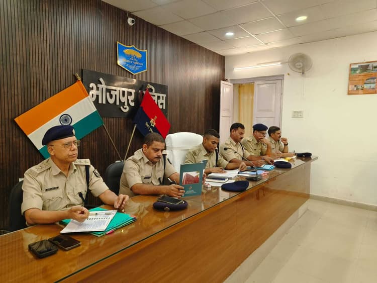 शांतिपूर्ण, निष्पक्ष और भयमुक्त वातावरण में संपन्न कराएं चुनाव : एसपी