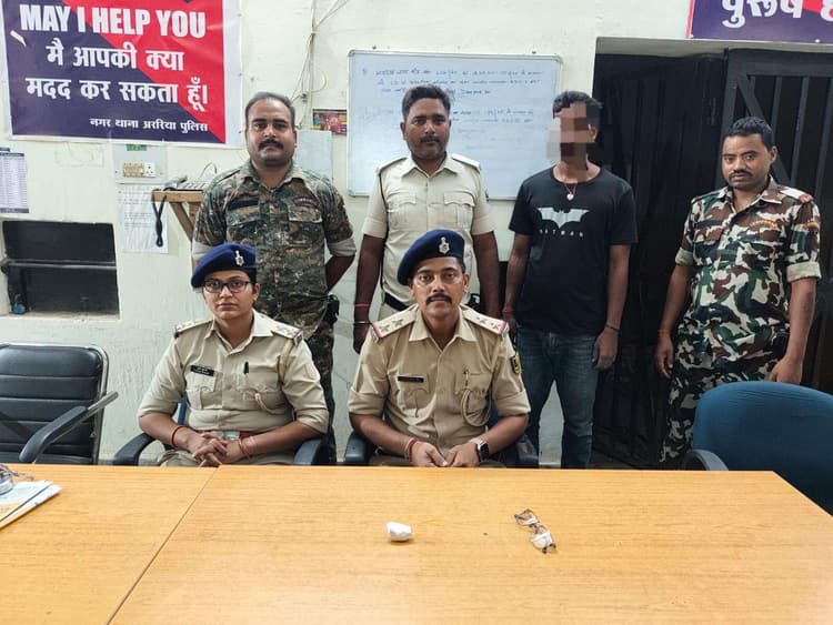 13 ग्राम स्मैक के साथ तस्कर धराया