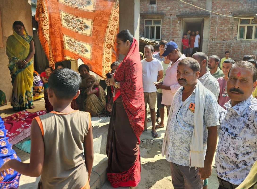 शोकाकुल परिजनों से मिल उपमहापौर ने जतायी संवेदना