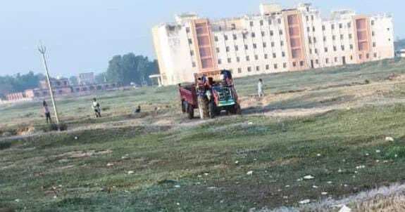 निचली महुली में दिनदहाड़े किया जाता है अवैध बालू का खनन, तस्करों के हौसले बुलंद