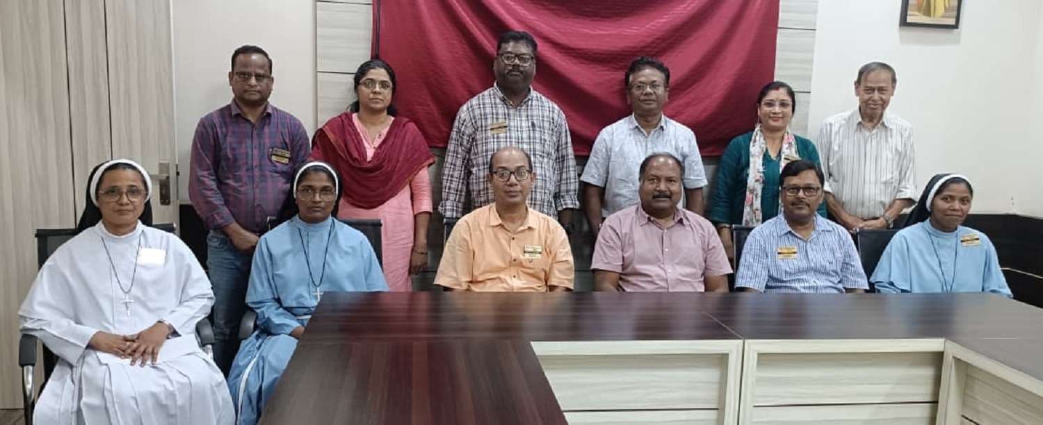 Bokaro news: व्यक्तित्व को निखारती है चेहरे की मुस्कुराहट : प्राचार्य