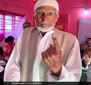 चुनाव में 100 से अधिक उम्र के 375 बुजुर्ग करेंगे मतदान