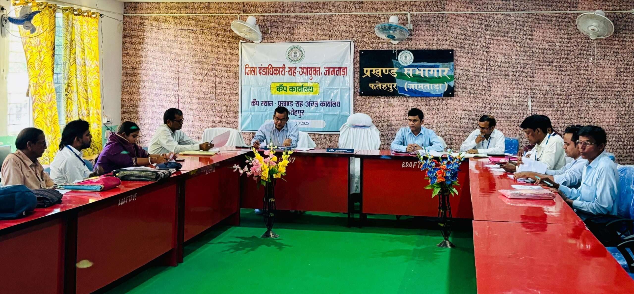 आवास निर्माण पूरा नहीं करने पर होगी कार्रवाई : डीडीसी