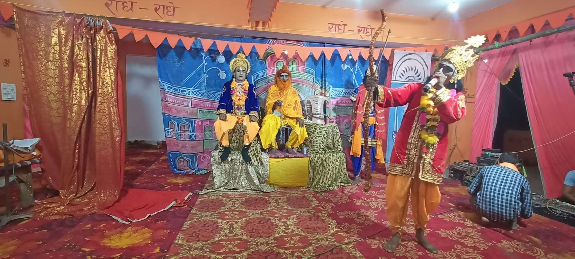 परशुराम और लक्ष्मण संवाद की लीला का मंचन देखकर रोमांचित हुए दर्शक