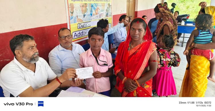 Giridih News :नि:शुल्क रक्त जांच सह चिकित्सा शिविर आयोजित