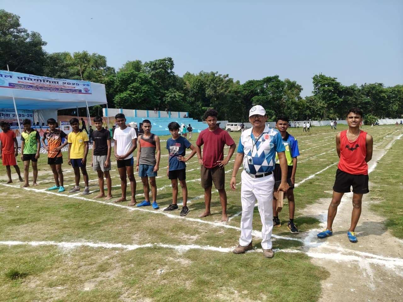जिला स्तरीय विद्यालय खेल प्रतियोगिता का शुभारंभ, 600 खिलाड़ी ले रहे हैं हिस्सा