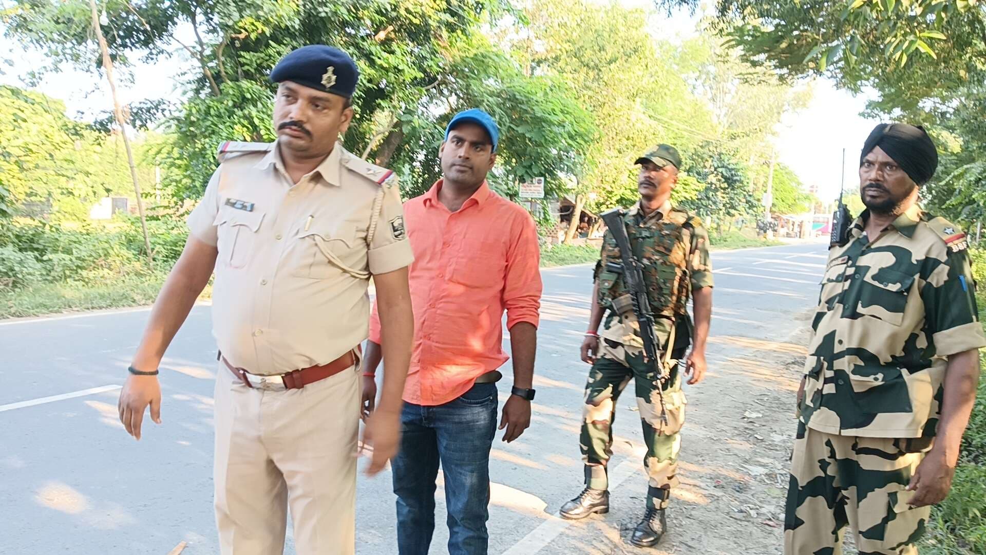 वाहन चेकिंग अभियान चलाया