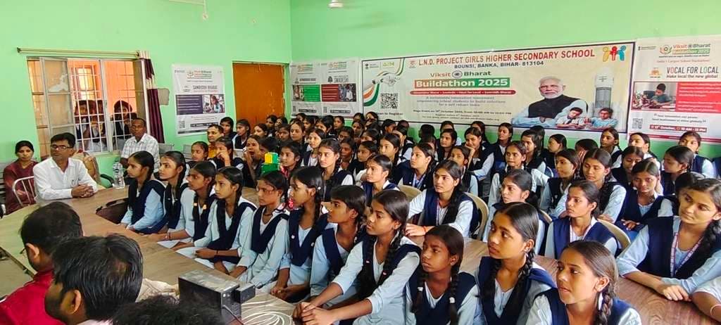 आर्या आनंद ने समृद्ध भारत थीम पर प्रोजेक्ट मॉडल की दी प्रस्तुति