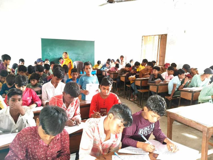Giridih News :भारतीय संस्कृति ज्ञान परीक्षा का आयोजन