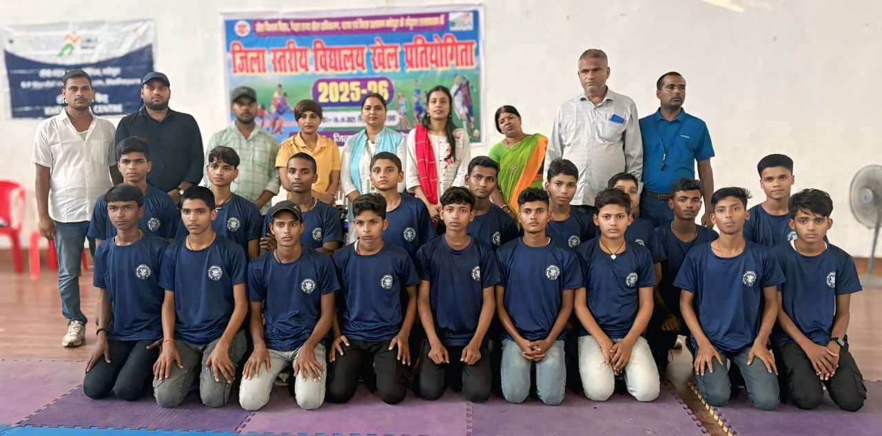 मेजर ध्यानचंद बालक हॉकी टीम राजगीर रवाना