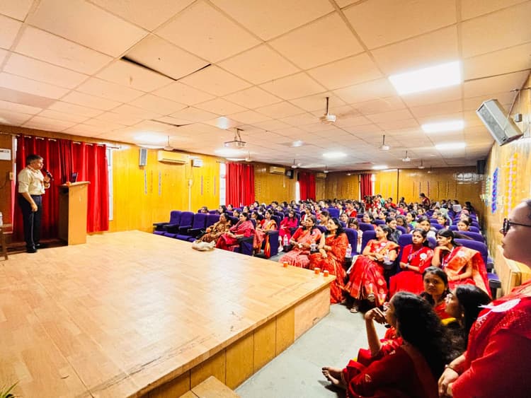 आत्महत्या की रोकथाम पर छात्राओं के लिए व्याख्यान का हुआ आयोजन