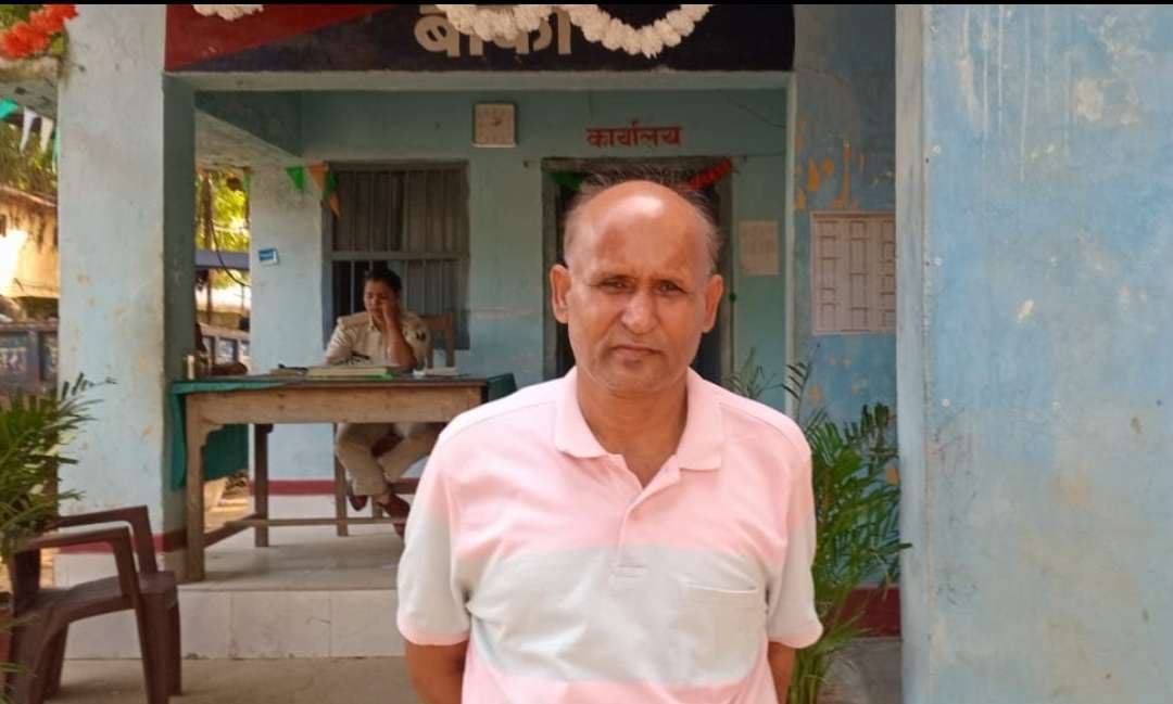 गोदरेज से चोरों ने उड़ाये पांच लाख से ज्यादा के जेवरात