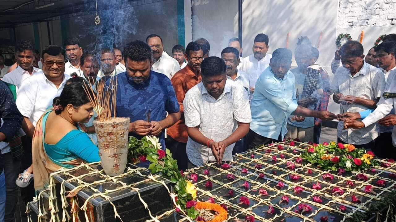 Chaibasa News : वाइल्ड लाइफ सेंचुरी के नाम पर एक भी किसान को उजड़ने नहीं देंगे : जोबा माझी