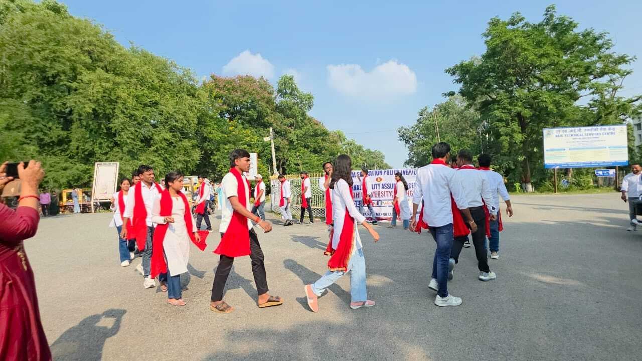 कौशल शिक्षा पर आधारित नुक्कड़ नाटक का मंचन