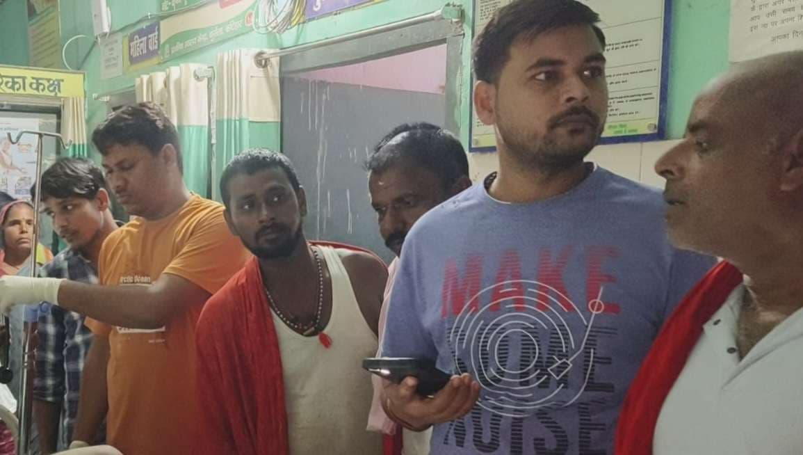 मुखिया पुत्र का गंगा तट पर किया गया अंतिम संस्कार