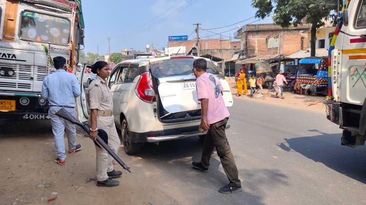 विधानसभा चुनाव को ले चेकपोस्ट पर वाहनों की जांच तेज, प्रशासन सतर्क