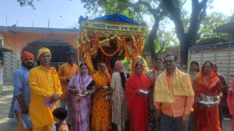 Giridih News :सरिया के गांवों में ज्योति कलश यात्रा का भव्य स्वागत