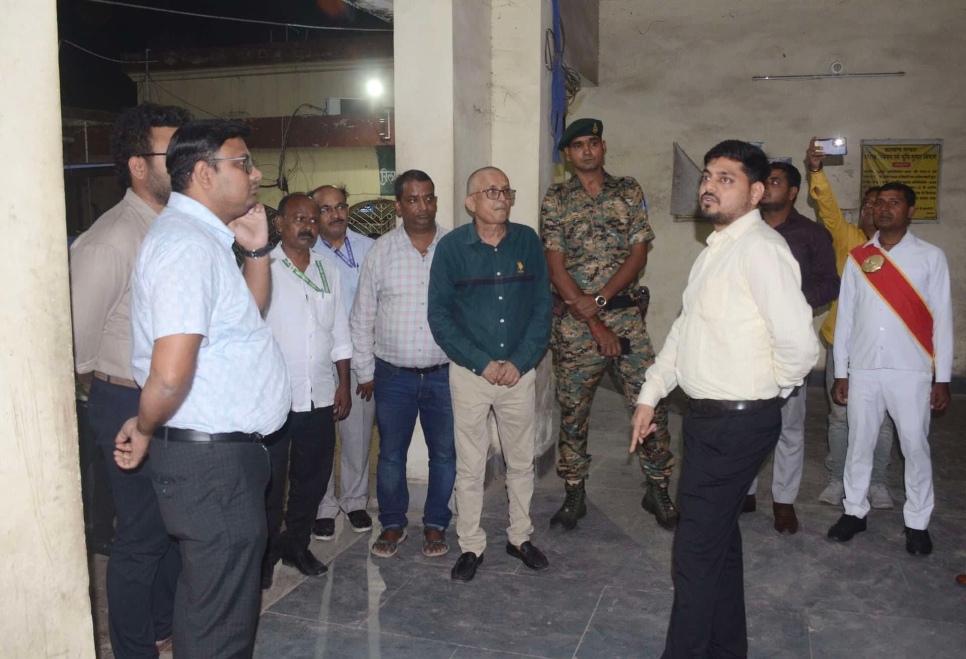 Dhanbad News: त्वरित व पेपरलेस रजिस्ट्रेशन की सुविधा जल्द उपलब्ध होगी : डीसी