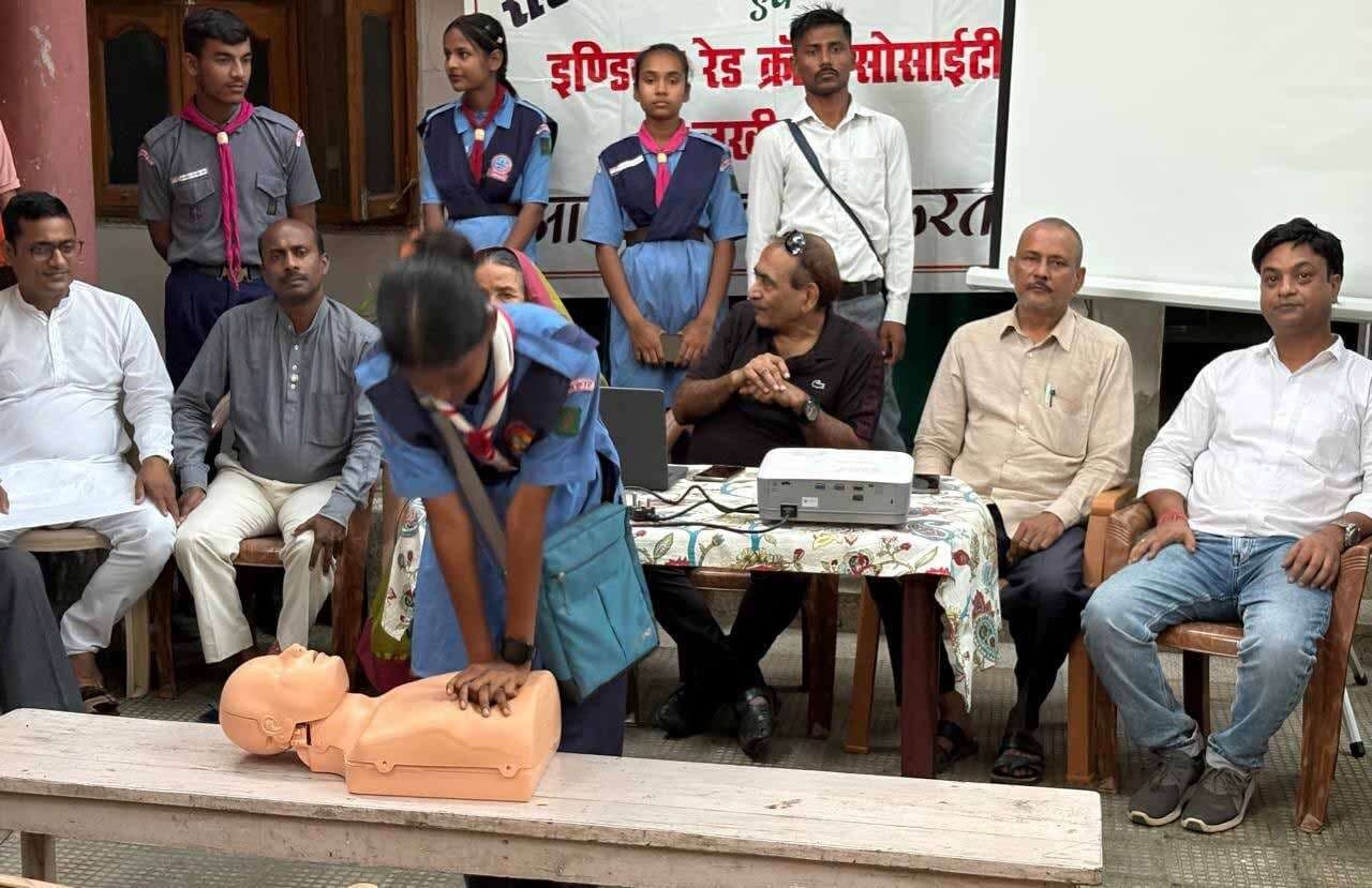 सीपीआर के प्रति लोगों को किया गया जागरूक
