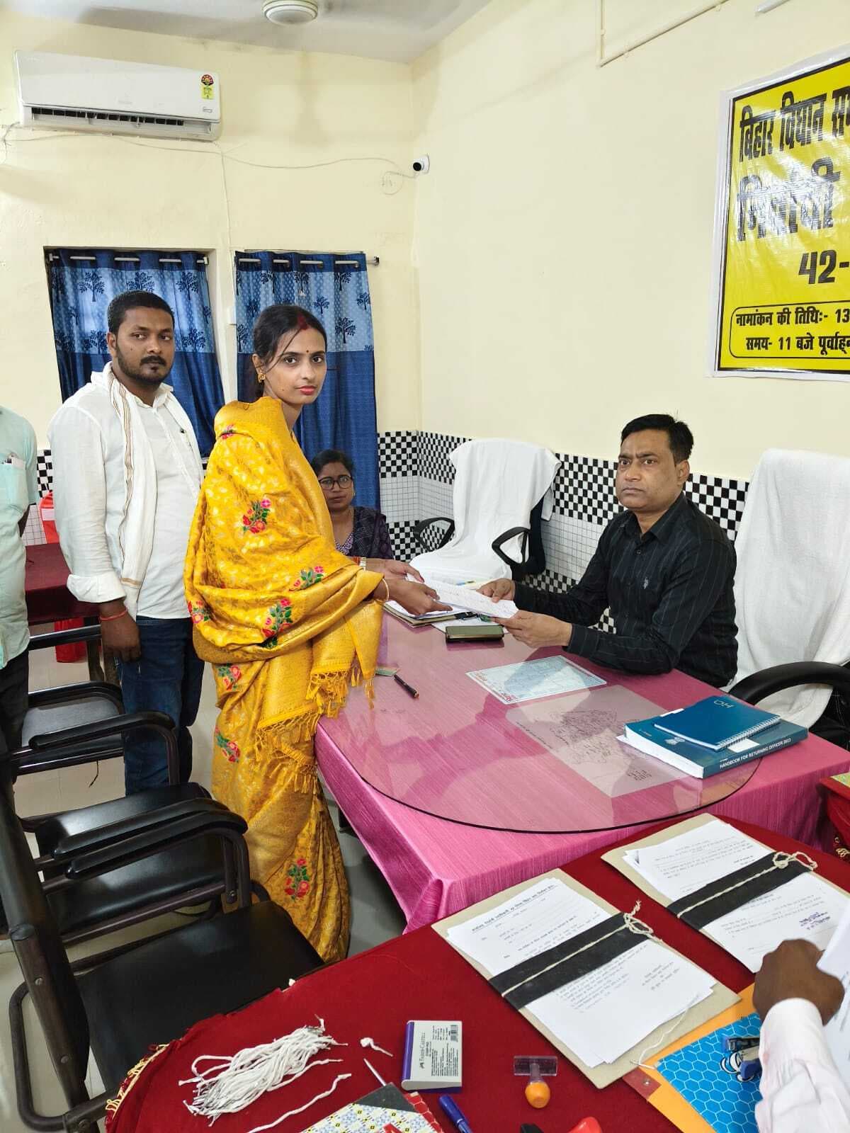 सुपौल व पिपरा से दो-दो प्रत्याशियों ने किया नामांकन