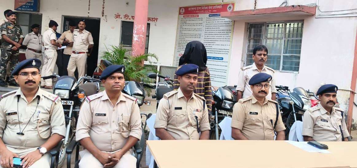 चोरी की बाइक के साथ चोर गिरफ्तार, जेल