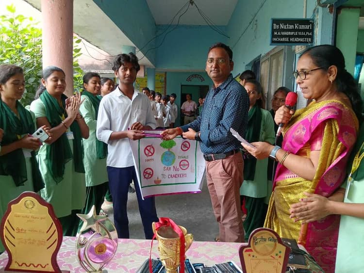 पटाखों को करें ‘बाय-बाय’, सुरक्षित व प्रदूषणमुक्त दिवाली मनाएं