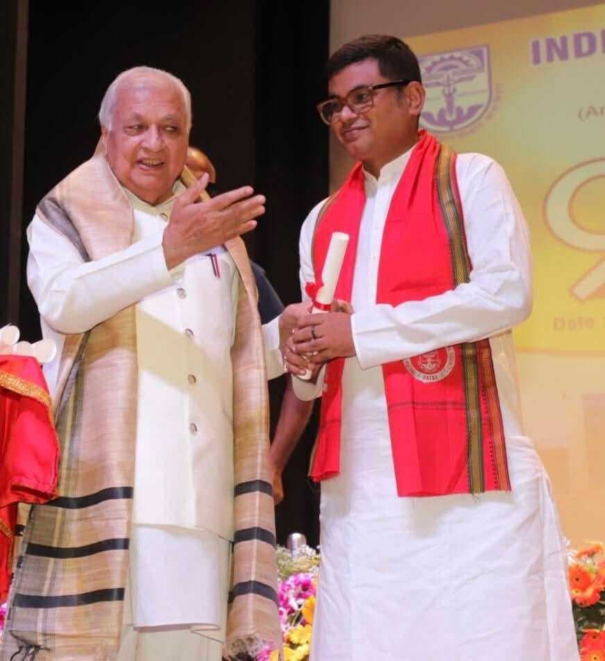 Samastipur News:हसनपुर के लाल को राज्यपाल ने किया सम्मानित