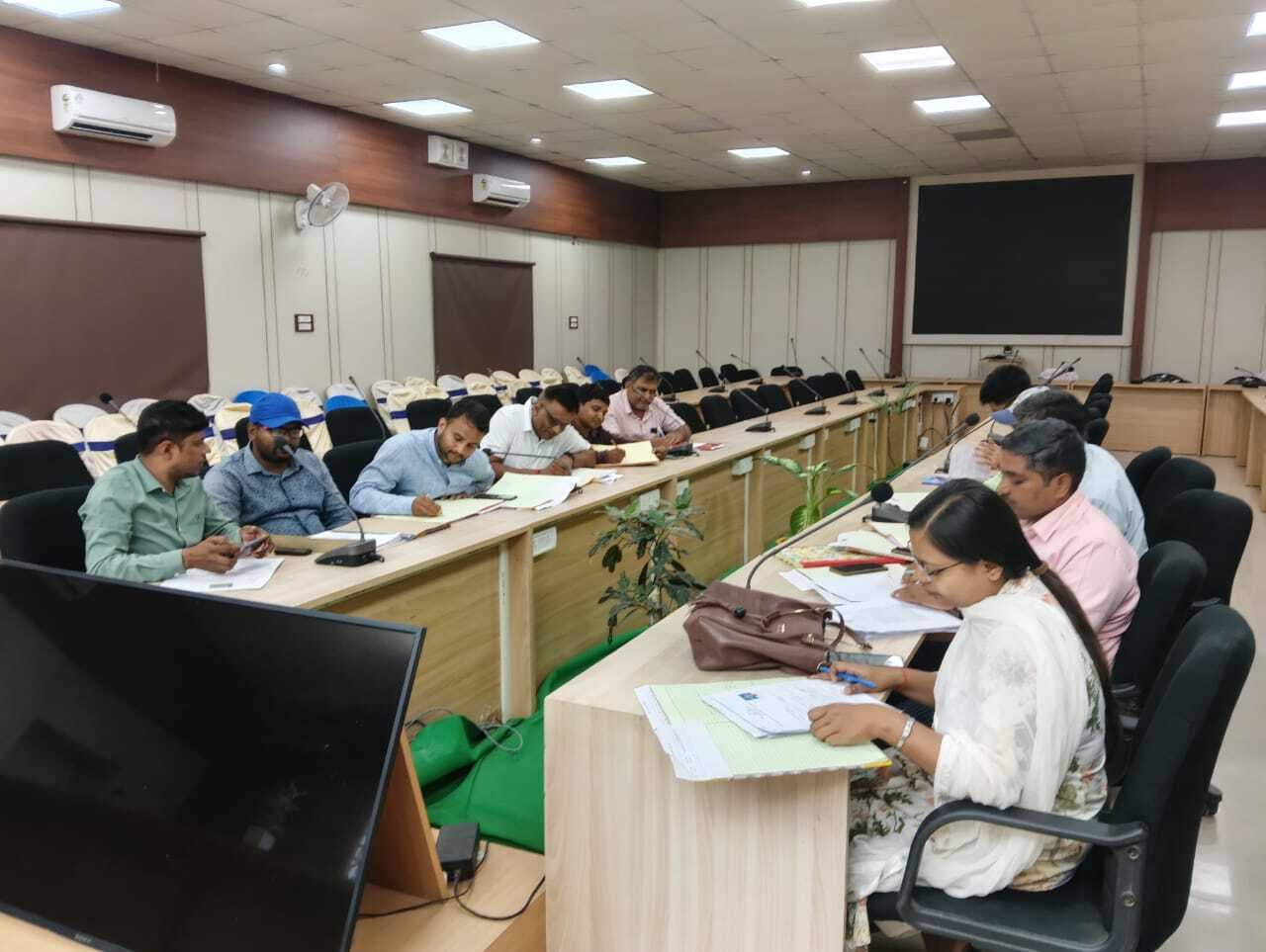 कोशी स्नातक निर्वाचन क्षेत्र की नामावली तैयारी को लेकर किया गया विमर्श