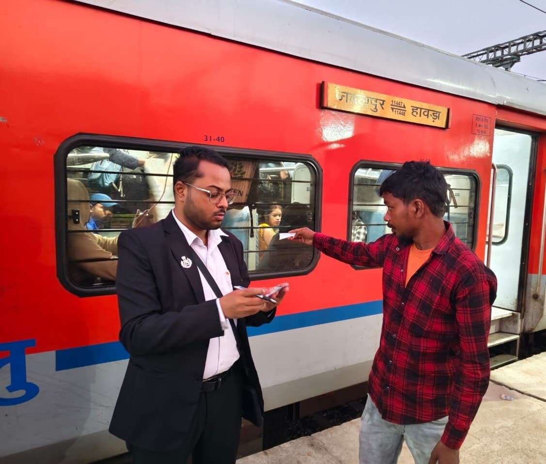 Giridih News : चेकिंग 770 बेटिकट यात्री धराये, 3.60 लाख जुर्माना वसूला